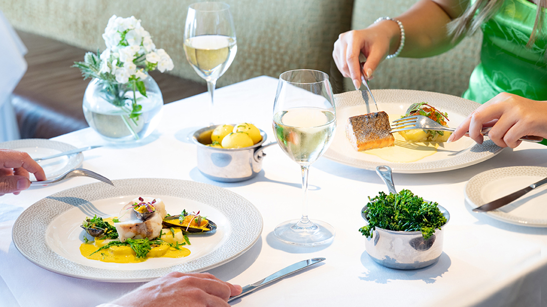 L'Horizon Beach Hotel & Spa